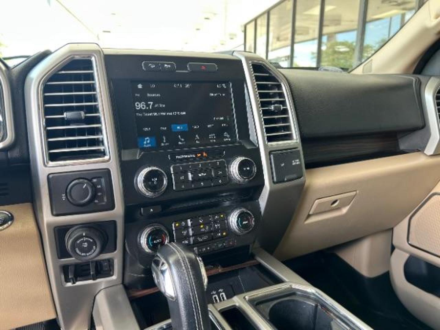 2016 White Platinum Metallic Tri-Coat /Medium Light Camel Ford F-150 LARIAT (1FTEW1EG2GK) with an EcoBoost 3.5L V-6 gasoline direct injection engine, Automatic transmission, located at 12182 Garland Rd, Dallas, TX, 75218, (214) 521-2040, 0.000000, 0.000000 - Photo#13