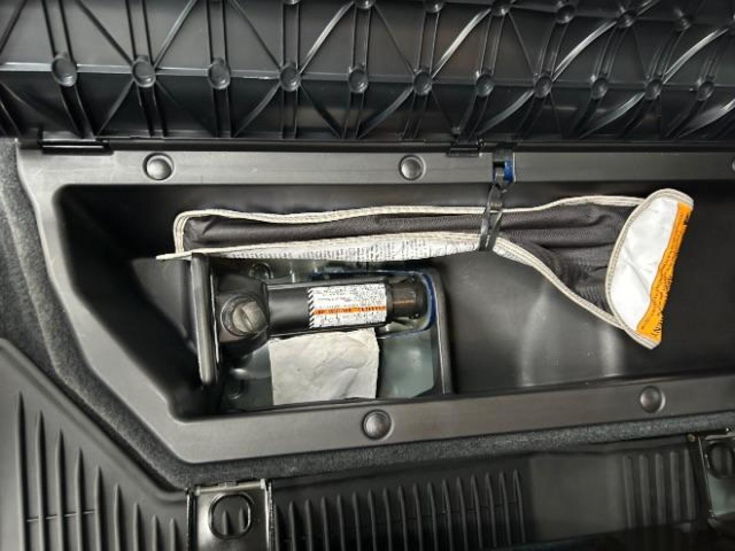 2022 Blue Crush Metallic Toyota Tacoma SR5 V6 | TRD Sport | TRD Off Road (3TMAZ5CN8NM) with an 3.5L V-6 port/direct injection engine, located at 12182 Garland Rd, Dallas, TX, 75218, (214) 521-2040, 0.000000, 0.000000 - Photo#16