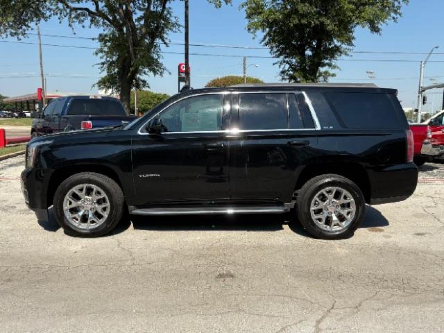 2018 Onyx Black GMC Yukon SLE (1GKS1AKC8JR) with an EcoTec3 5.3L V-8 gasoline direct injection engine, located at 12182 Garland Rd, Dallas, TX, 75218, (214) 521-2040, 0.000000, 0.000000 - Photo#5