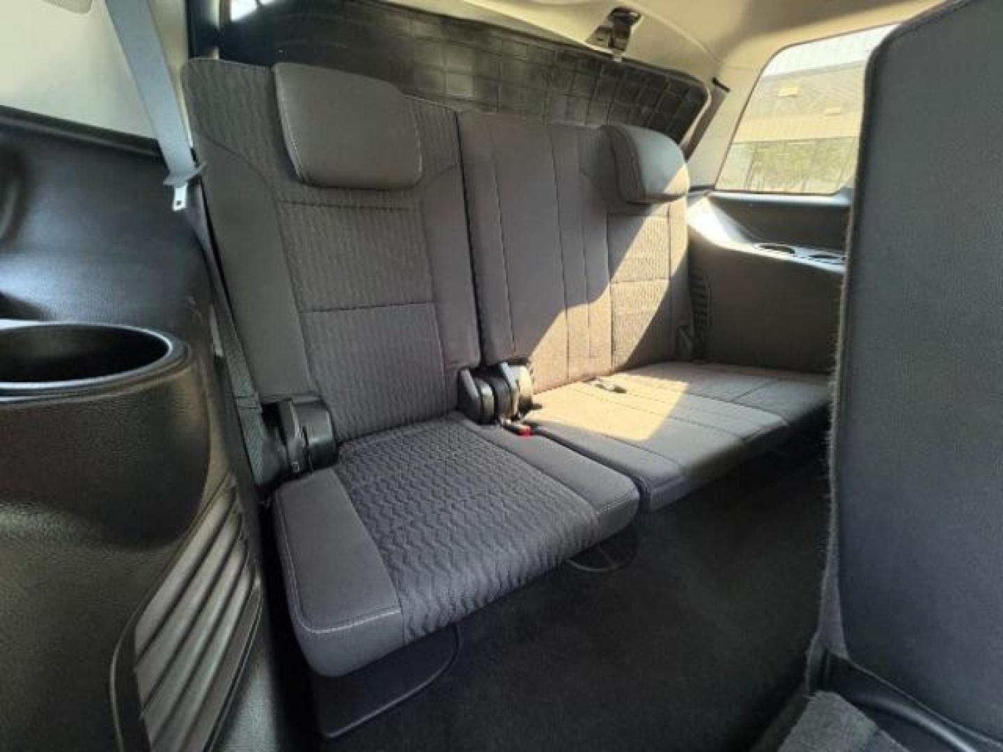 2018 Onyx Black GMC Yukon SLE (1GKS1AKC8JR) with an EcoTec3 5.3L V-8 gasoline direct injection engine, located at 12182 Garland Rd, Dallas, TX, 75218, (214) 521-2040, 0.000000, 0.000000 - Photo#8