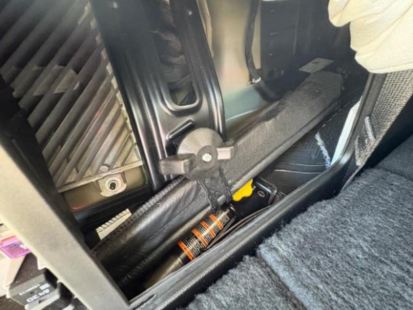 2018 Onyx Black GMC Yukon SLE (1GKS1AKC8JR) with an EcoTec3 5.3L V-8 gasoline direct injection engine, located at 12182 Garland Rd, Dallas, TX, 75218, (214) 521-2040, 0.000000, 0.000000 - Photo#12