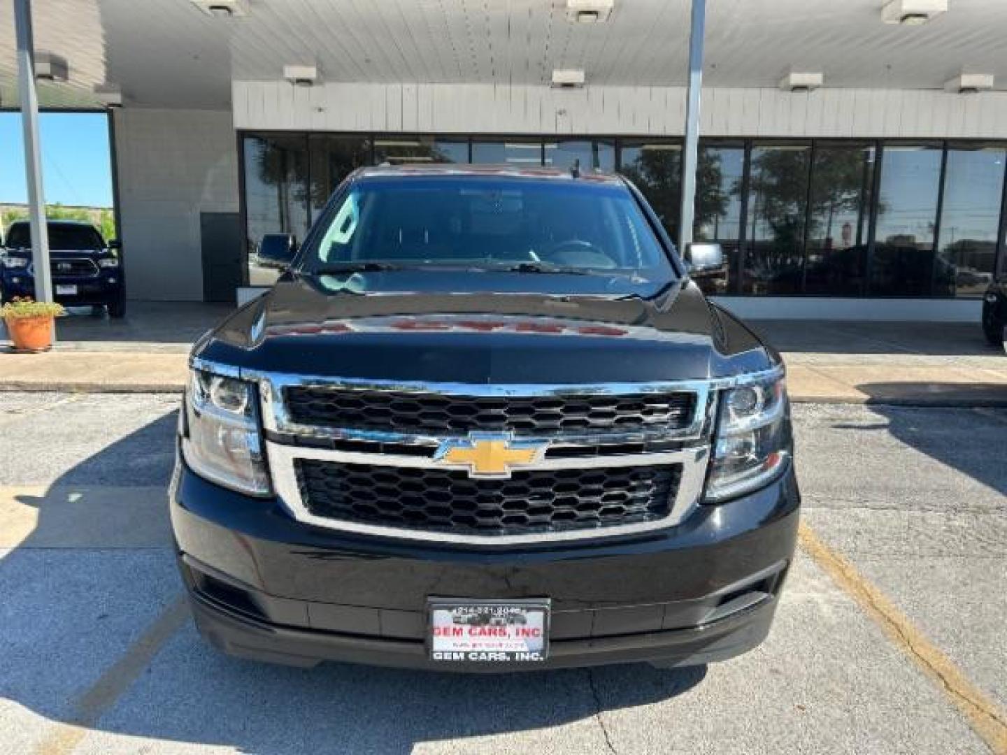 2018 Onyx Black GMC Yukon SLE (1GKS1AKC8JR) with an EcoTec3 5.3L V-8 gasoline direct injection engine, located at 12182 Garland Rd, Dallas, TX, 75218, (214) 521-2040, 0.000000, 0.000000 - Photo#21