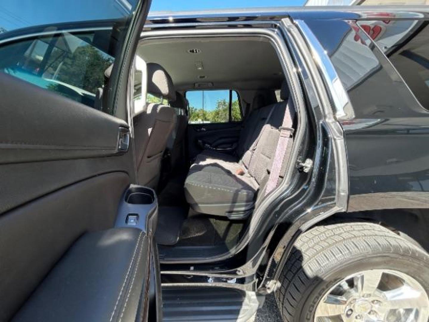 2018 Onyx Black GMC Yukon SLE (1GKS1AKC8JR) with an EcoTec3 5.3L V-8 gasoline direct injection engine, located at 12182 Garland Rd, Dallas, TX, 75218, (214) 521-2040, 0.000000, 0.000000 - Photo#32