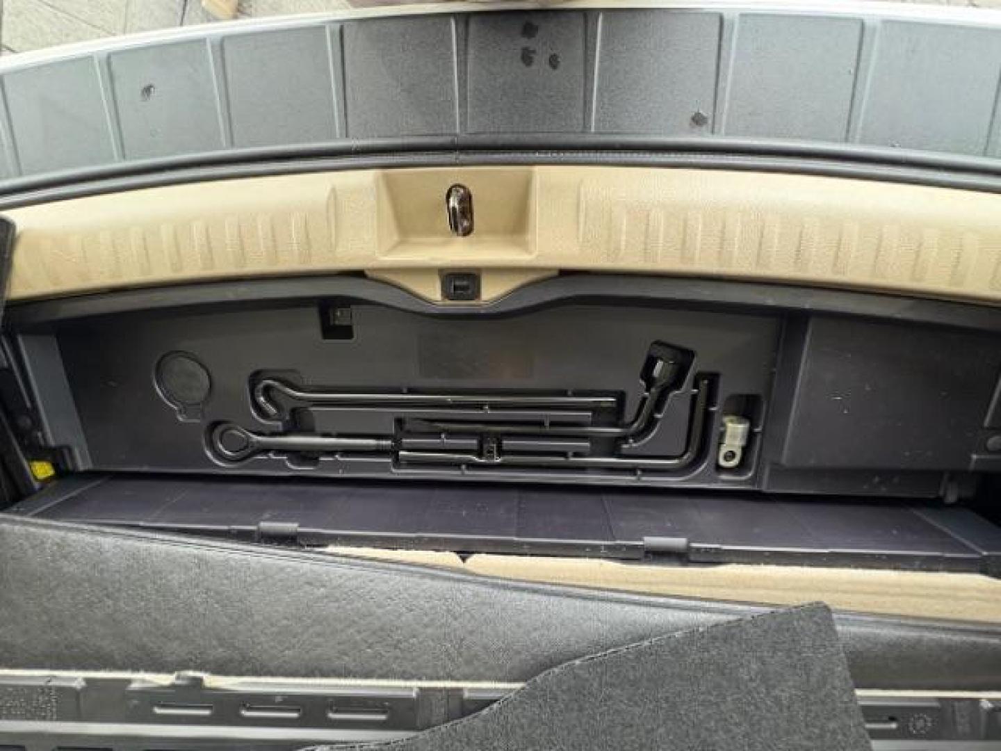 2013 Blizzard Pearl Toyota Highlander Limited V6 (5TDYK3EH1DS) with an 3.5L V-6 DOHC engine, located at 12182 Garland Rd, Dallas, TX, 75218, (214) 521-2040, 0.000000, 0.000000 - Photo#20