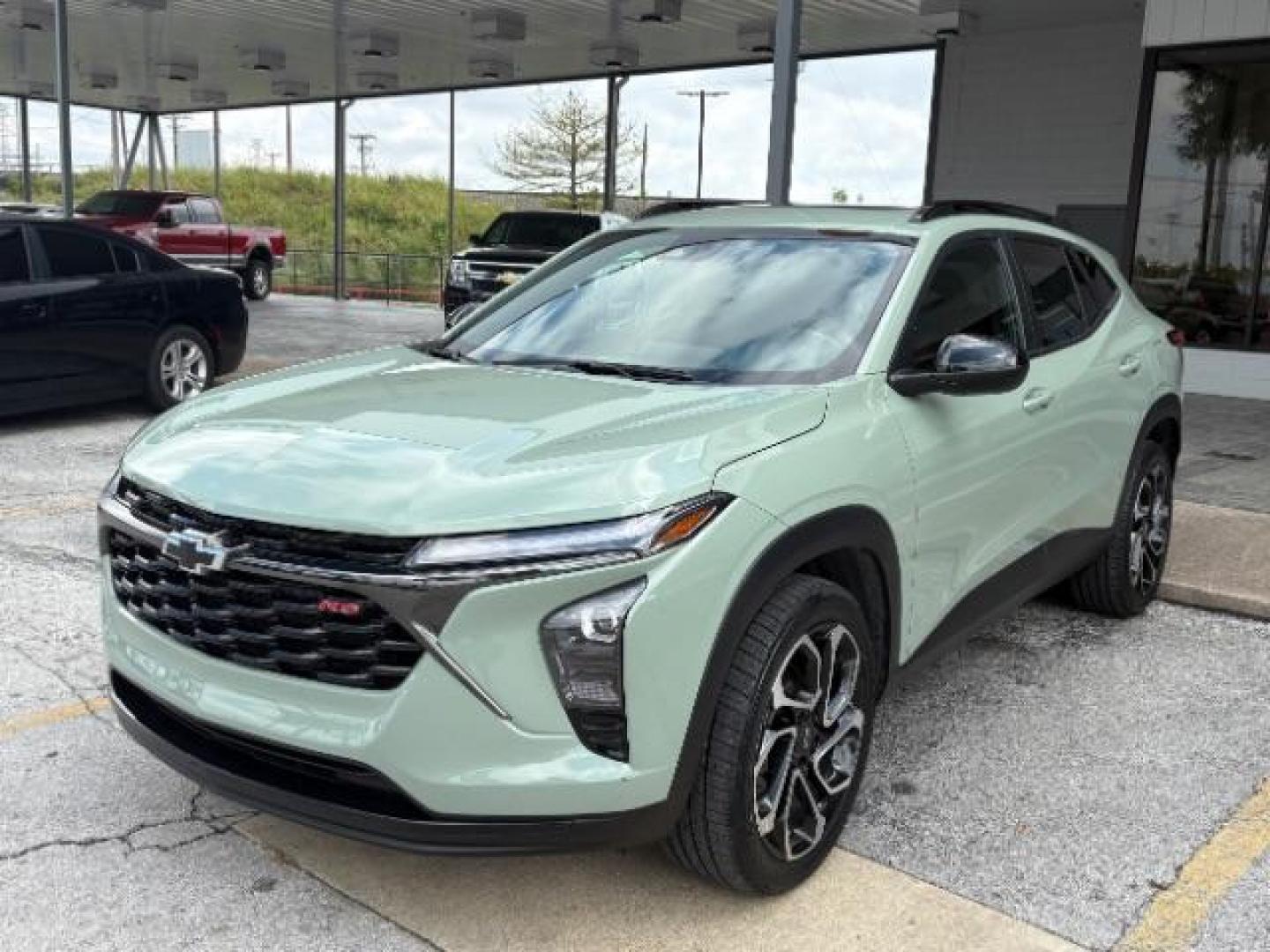 2024 Cacti Green /Jet Black w/Red Accents Chevrolet Trax FWD 2RS (KL77LJE28RC) with an Ecotec 1.2L I-3 gasoline direct injection engine, TRANSMISSION, 6-SPD AUTOMATIC transmission, located at 12182 Garland Rd, Dallas, TX, 75218, (214) 521-2040, 0.000000, 0.000000 - Photo#2