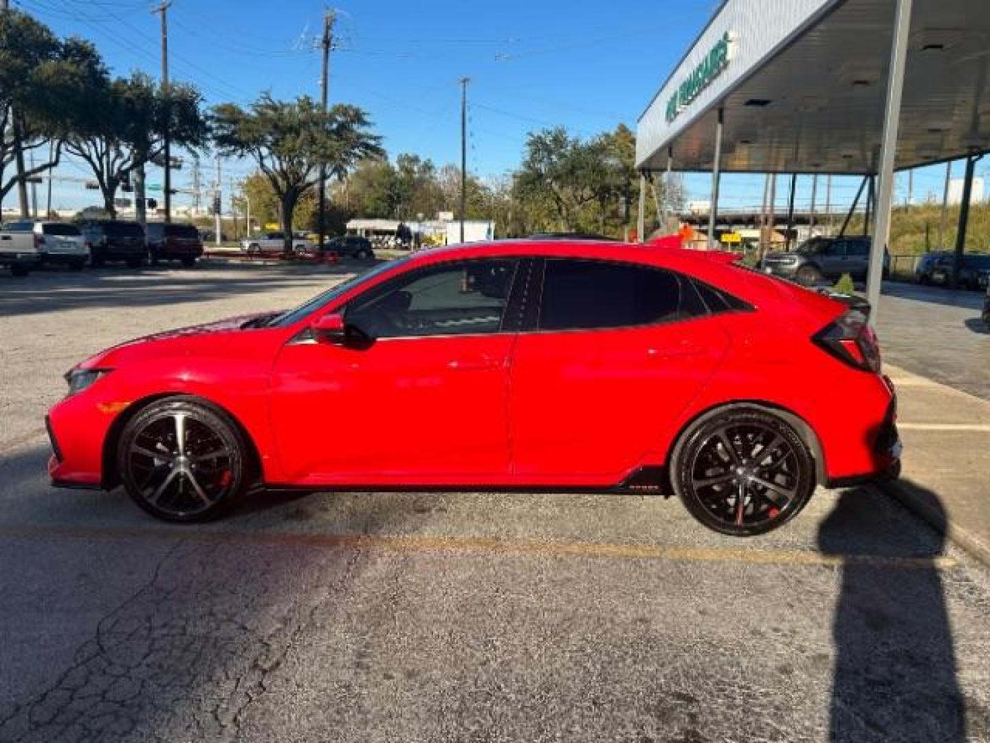 2020 Rallye Red /Black Honda Civic Hatchback Sport (SHHFK7H46LU) with an 1.5L I-4 gasoline direct injection engine, Automatic, FRONT WHEEL DRIVE transmission, located at 12182 Garland Rd, Dallas, TX, 75218, (214) 521-2040, 0.000000, 0.000000 - Photo#3
