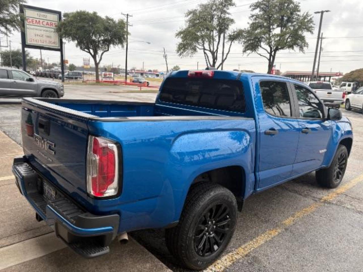 2021 Dynamic Blue Metallic /Jet Black/Dark Ash GMC Canyon 2WD Crew Cab Short Box Elevation Standard (1GTG5BEN9M1) with an 3.6L V-6 gasoline direct injection engine, TRANSMISSION, 8-SPD AUTOMATIC transmission, located at 12182 Garland Rd, Dallas, TX, 75218, (214) 521-2040, 0.000000, 0.000000 - Photo#6