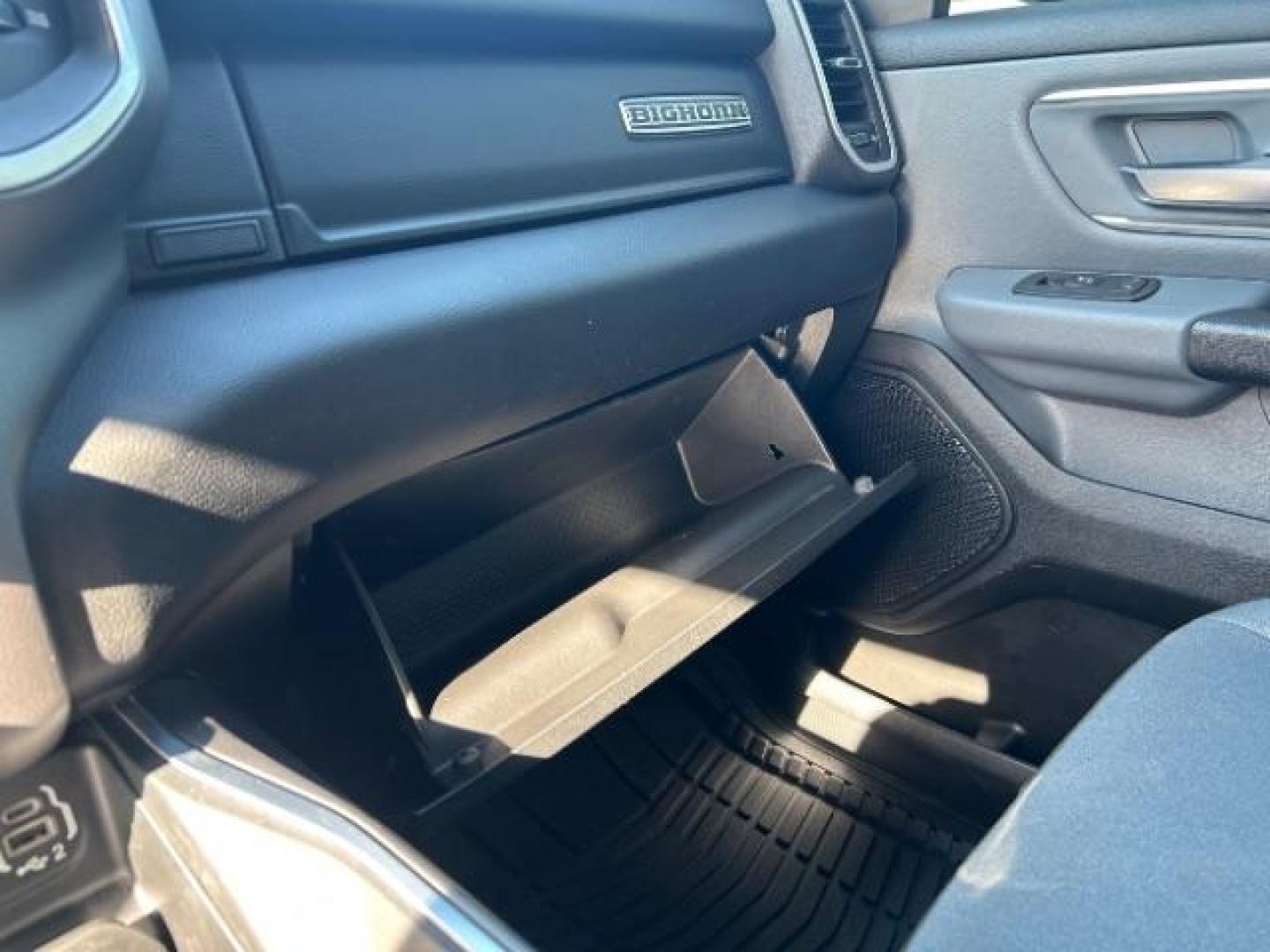 2022 Diamond Black Crystal Pearlcoat Ram 1500 Big Horn Crew Cab 4x2 5'7 Box (1C6RREFTXNN) , located at 12182 Garland Rd, Dallas, TX, 75218, (214) 521-2040, 0.000000, 0.000000 - Photo#15