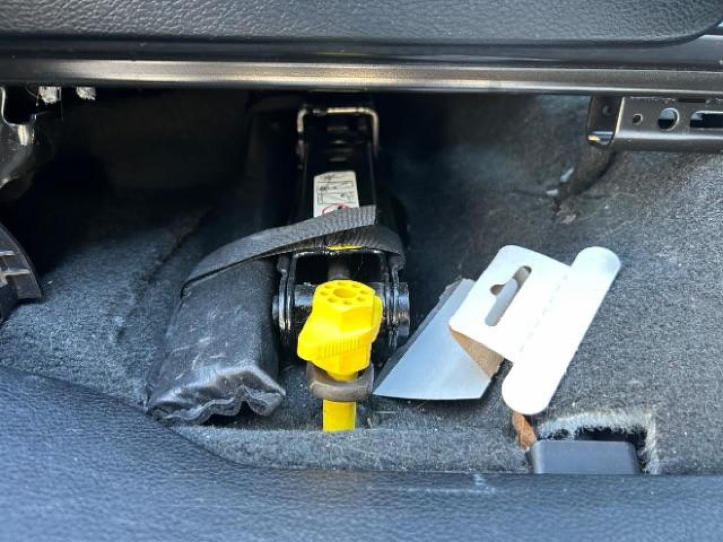 2022 Diamond Black Crystal Pearlcoat Ram 1500 Big Horn Crew Cab 4x2 5'7 Box (1C6RREFTXNN) , located at 12182 Garland Rd, Dallas, TX, 75218, (214) 521-2040, 0.000000, 0.000000 - Photo#16