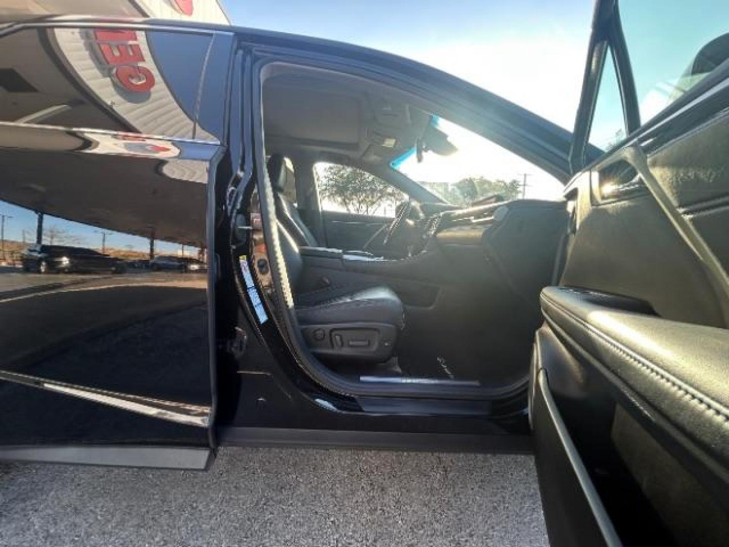 2017 Obsidian Lexus RX 350 F Sport (2T2BZMCA6HC) with an 3.5L V-6 DOHC engine, located at 12182 Garland Rd, Dallas, TX, 75218, (214) 521-2040, 0.000000, 0.000000 - Photo#8