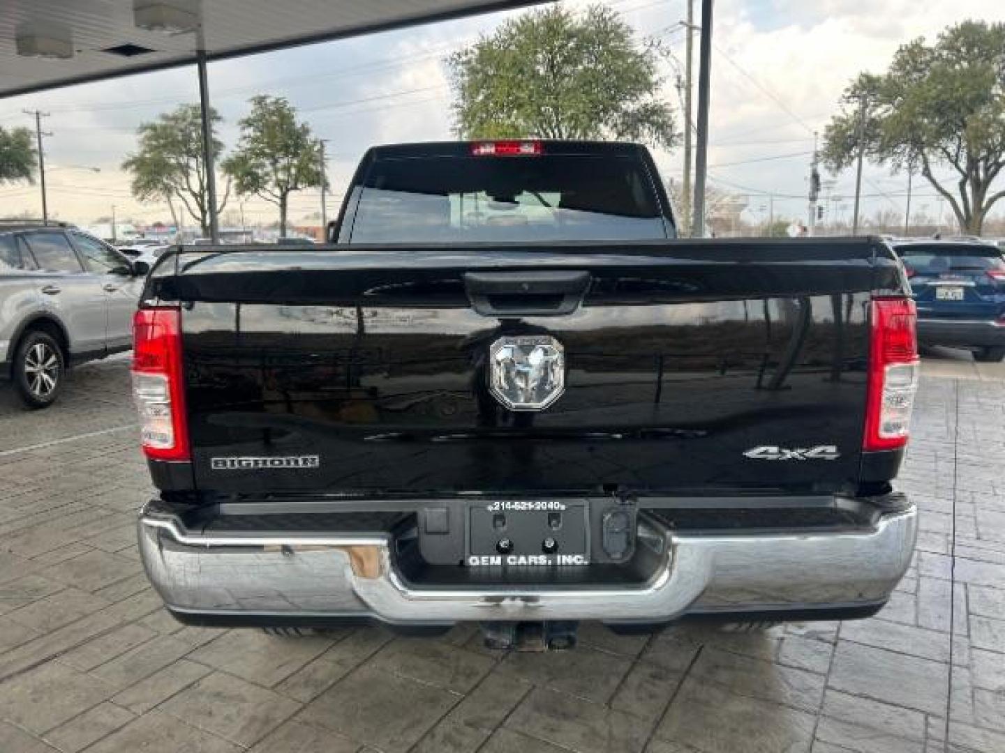 2024 Diamond Black Crystal Pearlcoat Ram 2500 Big Horn Crew Cab 4x4 6'4 Box (3C6UR5DL9RG) , located at 12182 Garland Rd, Dallas, TX, 75218, (214) 521-2040, 0.000000, 0.000000 - Photo#5