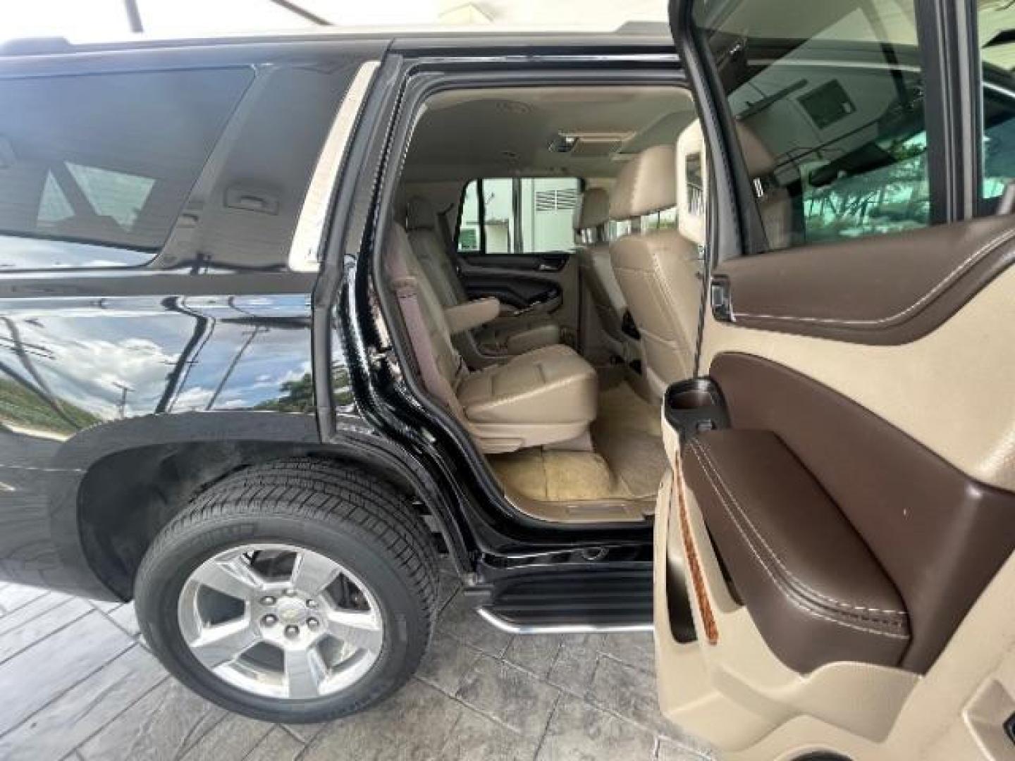 2017 Black /Jet Black Chevrolet Tahoe Premier (1GNSCCKC6HR) with an EcoTec3 5.3L V-8 gas engine, located at 12182 Garland Rd, Dallas, TX, 75218, (214) 521-2040, 0.000000, 0.000000 - Photo#9