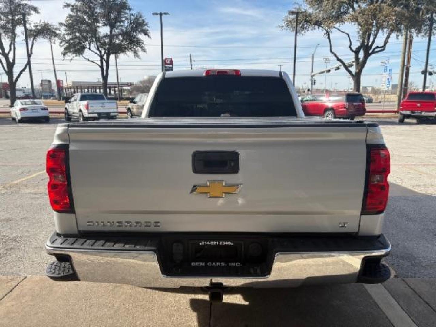 2015 Silver Ice Metallic Chevrolet Silverado 1500 1LT (3GCPCREC0FG) with an EcoTec3 4.3L V-6 gasoline direct injection engine, located at 12182 Garland Rd, Dallas, TX, 75218, (214) 521-2040, 0.000000, 0.000000 - Photo#5