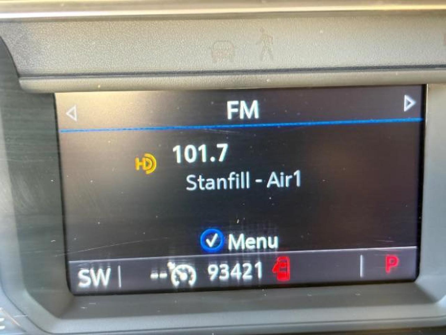 2019 Satin Steel Metallic /Black Leather Interior GMC Sierra 1500 SLT Texas Edition (3GTP8DED9KG) with an EcoTec3 5.3L V-8 gasoline direct injection engine, 6-Speed Automatic transmission, located at 12182 Garland Rd, Dallas, TX, 75218, (214) 521-2040, 0.000000, 0.000000 - Photo#15