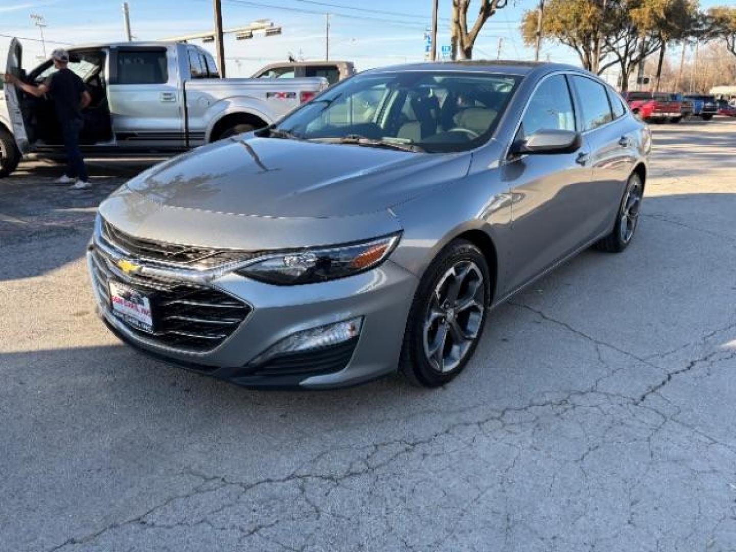 2024 Mineral Gray Metallic Chevrolet Malibu FWD 1LT (1G1ZD5ST7RF) with an ECOTEC 1.5L I-4 gasoline direct injection engine, located at 12182 Garland Rd, Dallas, TX, 75218, (214) 521-2040, 0.000000, 0.000000 - Photo#20