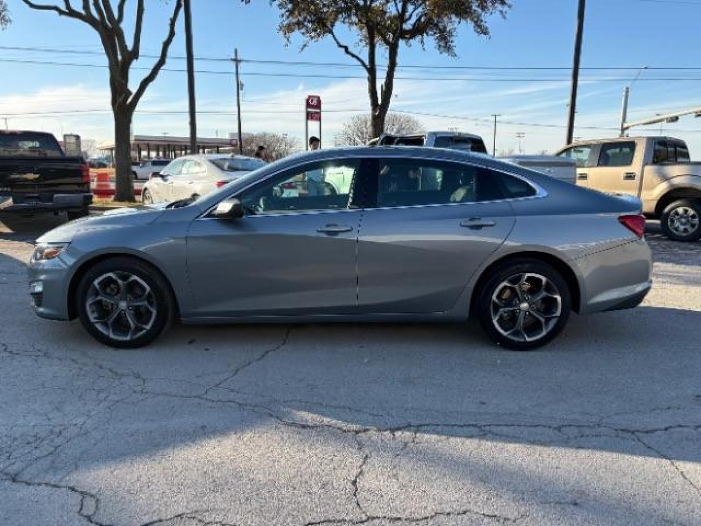 2024 Mineral Gray Metallic Chevrolet Malibu FWD 1LT (1G1ZD5ST7RF) with an ECOTEC 1.5L I-4 gasoline direct injection engine, located at 12182 Garland Rd, Dallas, TX, 75218, (214) 521-2040, 0.000000, 0.000000 - Photo#21