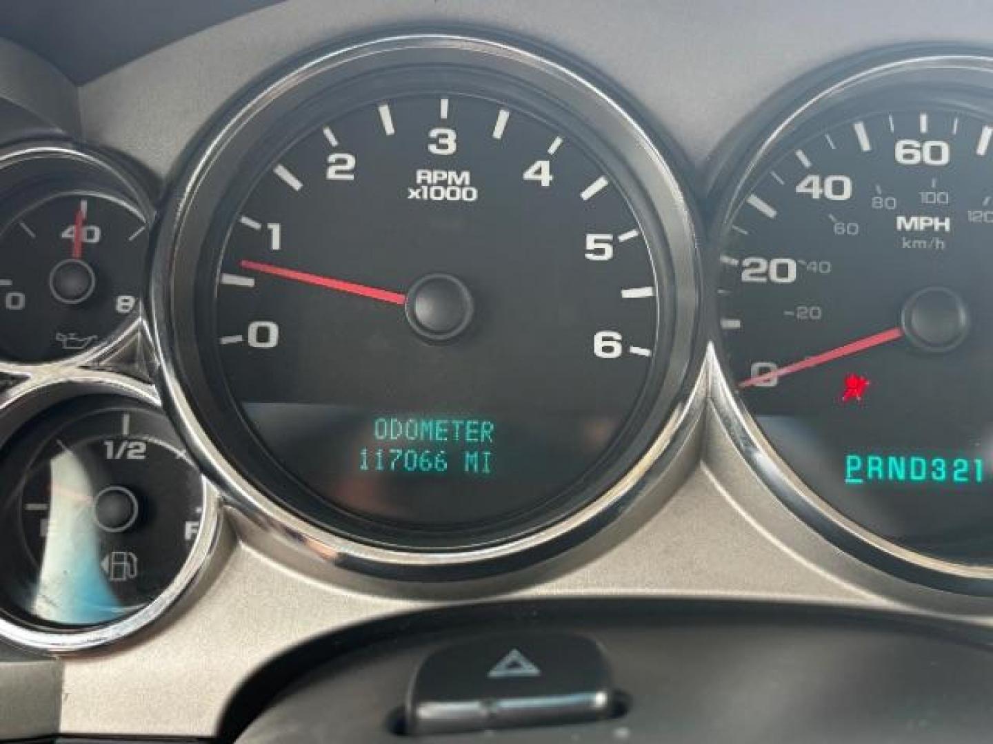 2007 Desert Brown Metalli /Ebony Cloth Interior Chevrolet Silverado 1500 LT1 Crew Cab 2WD (2GCEC13CX71) with an 4.8L V8 OHV 16V engine, 4-Speed Automatic transmission, located at 12182 Garland Rd, Dallas, TX, 75218, (214) 521-2040, 0.000000, 0.000000 - Photo#15