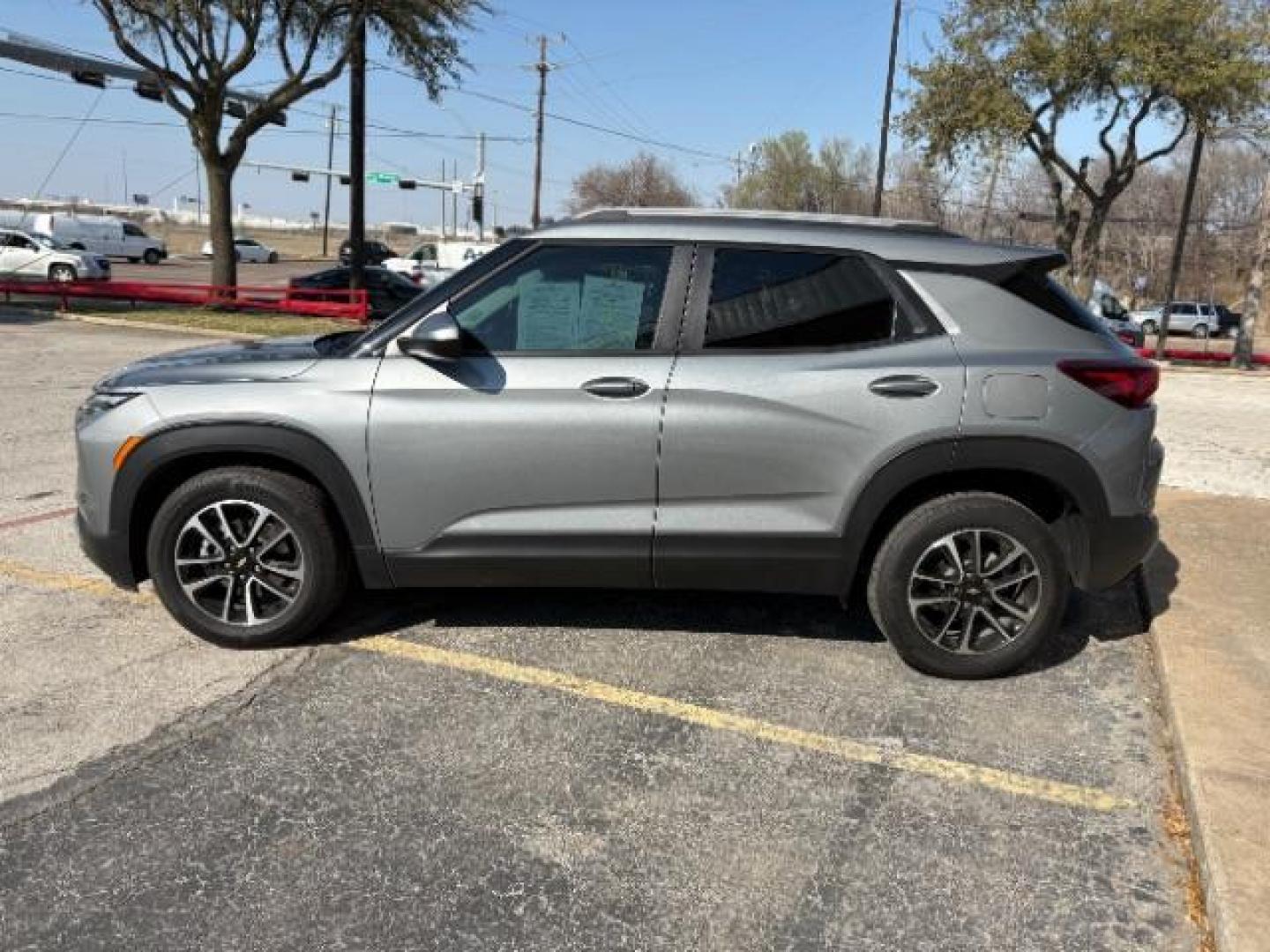 2025 Sterling Gray Metallic Chevrolet Trailblazer FWD LT (KL79MPSL9SB) , located at 12182 Garland Rd, Dallas, TX, 75218, (214) 521-2040, 0.000000, 0.000000 - Photo#1