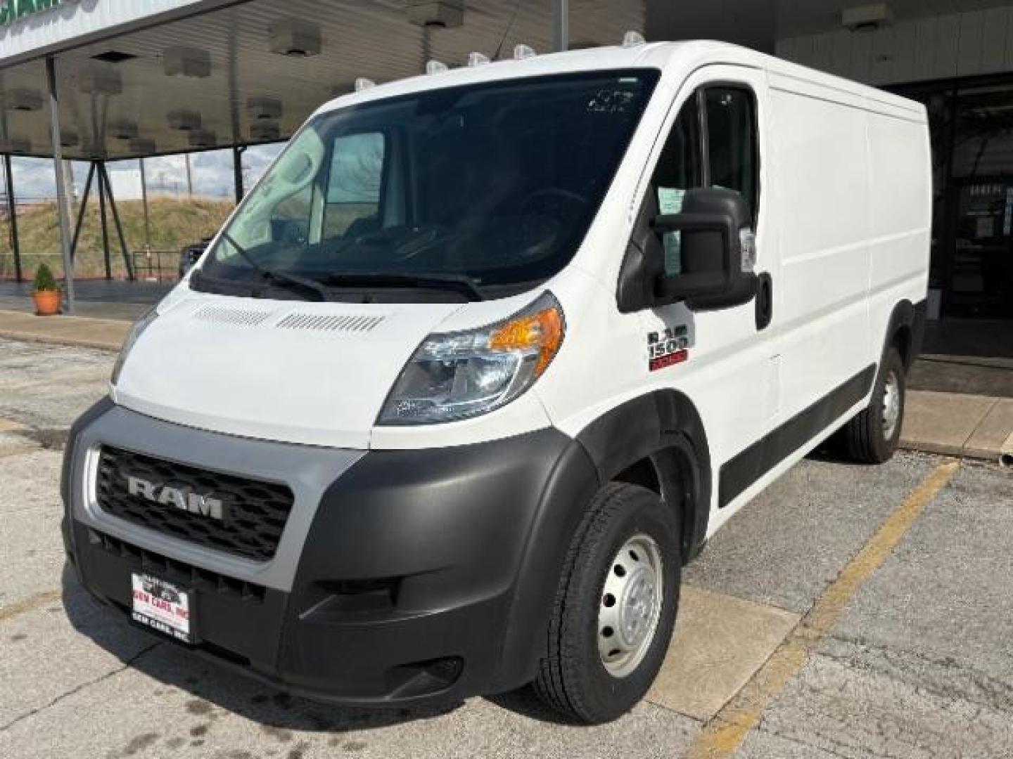 2019 Bright White Clear Coat RAM Promaster 1500 Low Roof Tradesman 136-in. WB (3C6TRVAG3KE) with an 3.6L V6 engine, 6-Speed Automatic transmission, located at 12182 Garland Rd, Dallas, TX, 75218, (214) 521-2040, 0.000000, 0.000000 - Photo#4