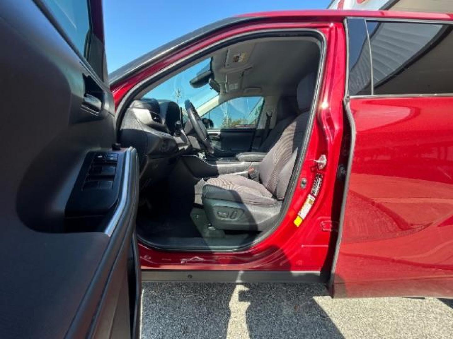 2020 Ruby Flare Pearl Toyota Highlander LE (5TDZZRAH6LS) with an 3.5L V-6 port/direct injection engine, located at 12182 Garland Rd, Dallas, TX, 75218, (214) 521-2040, 0.000000, 0.000000 - Photo#31