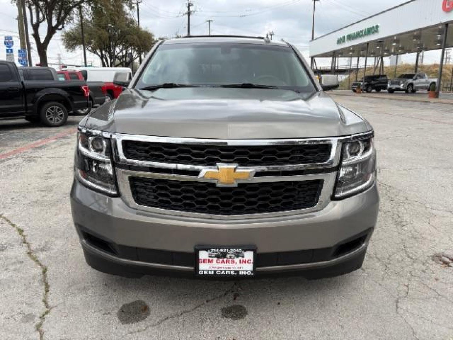 2017 Tungsten Metallic Chevrolet Tahoe LS (1GNSCAKC7HR) with an EcoTec3 5.3L V-8 gasoline direct injection engine, located at 12182 Garland Rd, Dallas, TX, 75218, (214) 521-2040, 0.000000, 0.000000 - Photo#3