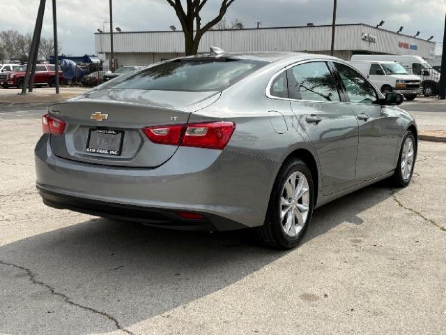 2023 Sterling Gray Metallic Chevrolet Malibu FWD 1LT (1G1ZD5ST1PF) with an ECOTEC 1.5L I-4 gasoline direct injection engine, located at 12182 Garland Rd, Dallas, TX, 75218, (214) 521-2040, 0.000000, 0.000000 - Photo#8