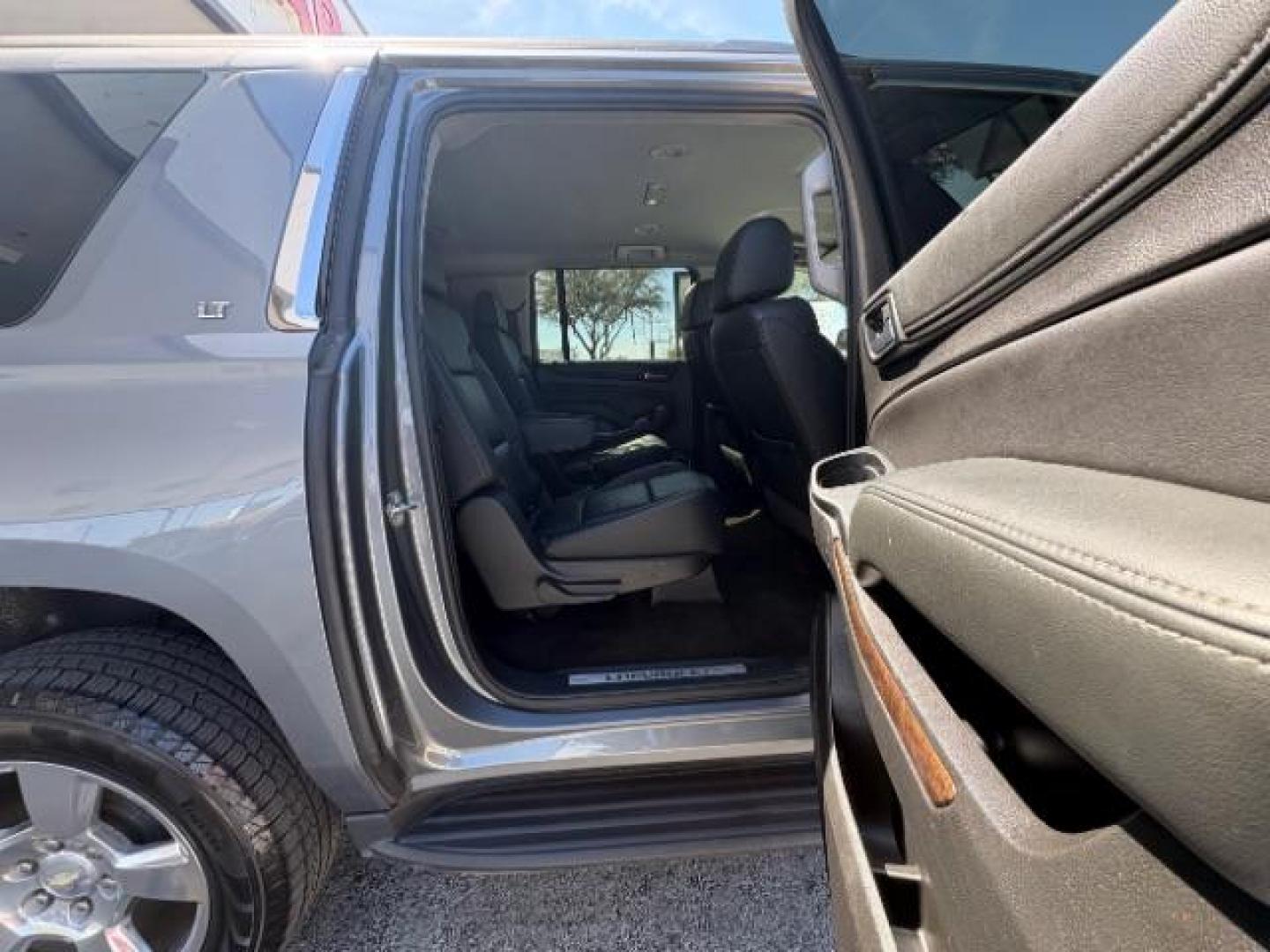 2018 Tungsten Metallic /Jet Black Chevrolet Suburban LT (1GNSCHKC5JR) with an EcoTec3 5.3L V-8 gasoline direct injection engine, 6-Speed Automatic transmission, located at 12182 Garland Rd, Dallas, TX, 75218, (214) 521-2040, 0.000000, 0.000000 - Photo#12