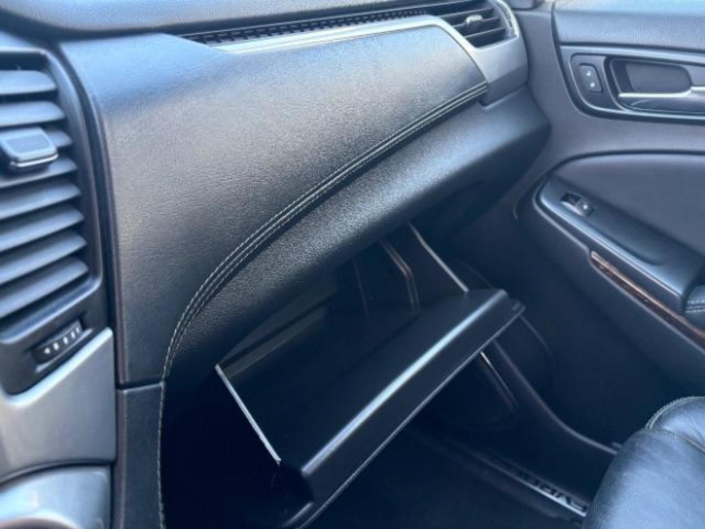 2018 Tungsten Metallic /Jet Black Chevrolet Suburban LT (1GNSCHKC5JR) with an EcoTec3 5.3L V-8 gasoline direct injection engine, 6-Speed Automatic transmission, located at 12182 Garland Rd, Dallas, TX, 75218, (214) 521-2040, 0.000000, 0.000000 - Photo#15
