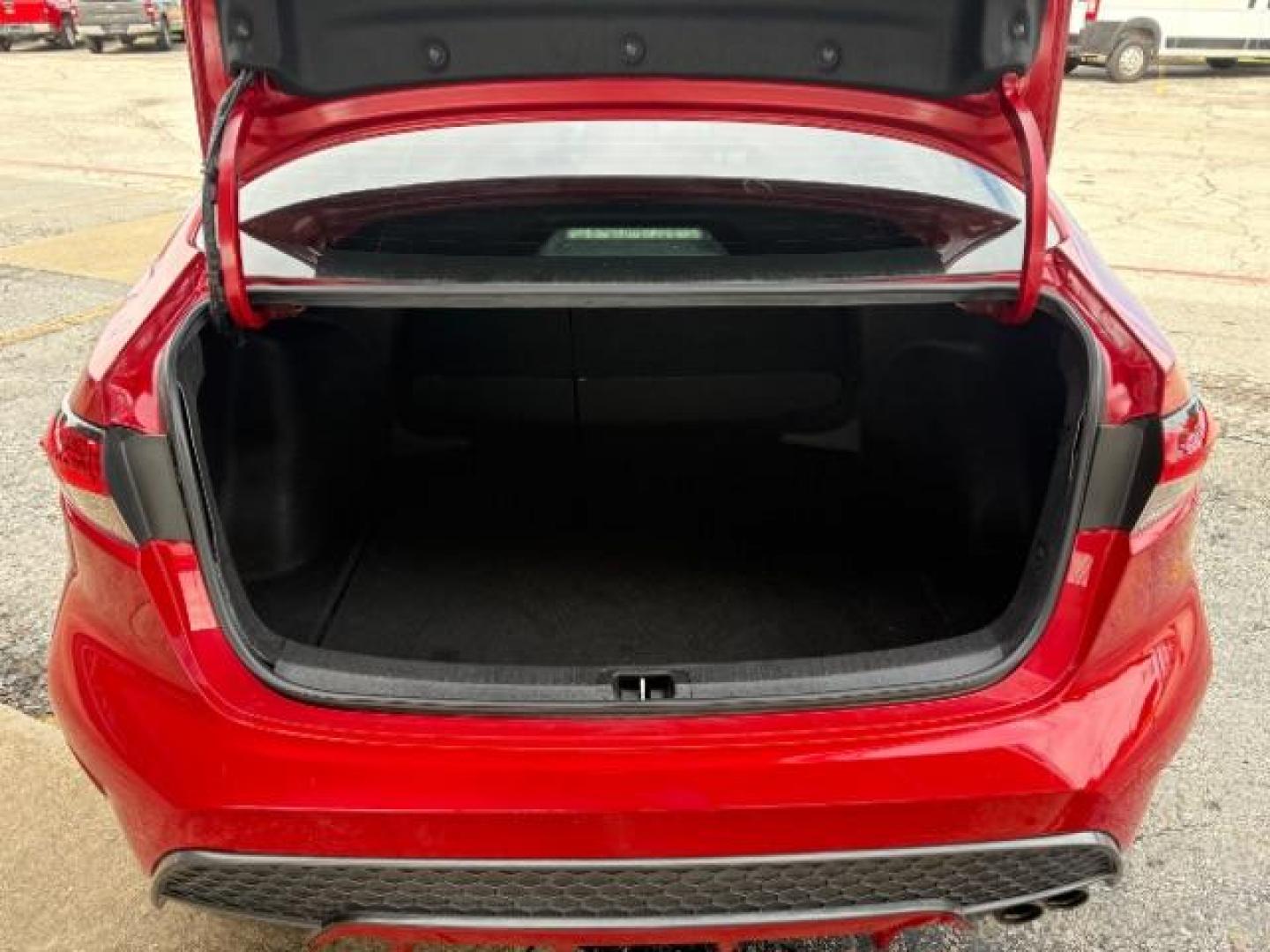 2021 Barcelona Red Metallic /Black Toyota Corolla SE (5YFS4MCE4MP) with an Dynamic Force 2L I-4 port/direct injection engine, located at 12182 Garland Rd, Dallas, TX, 75218, (214) 521-2040, 0.000000, 0.000000 - Photo#8