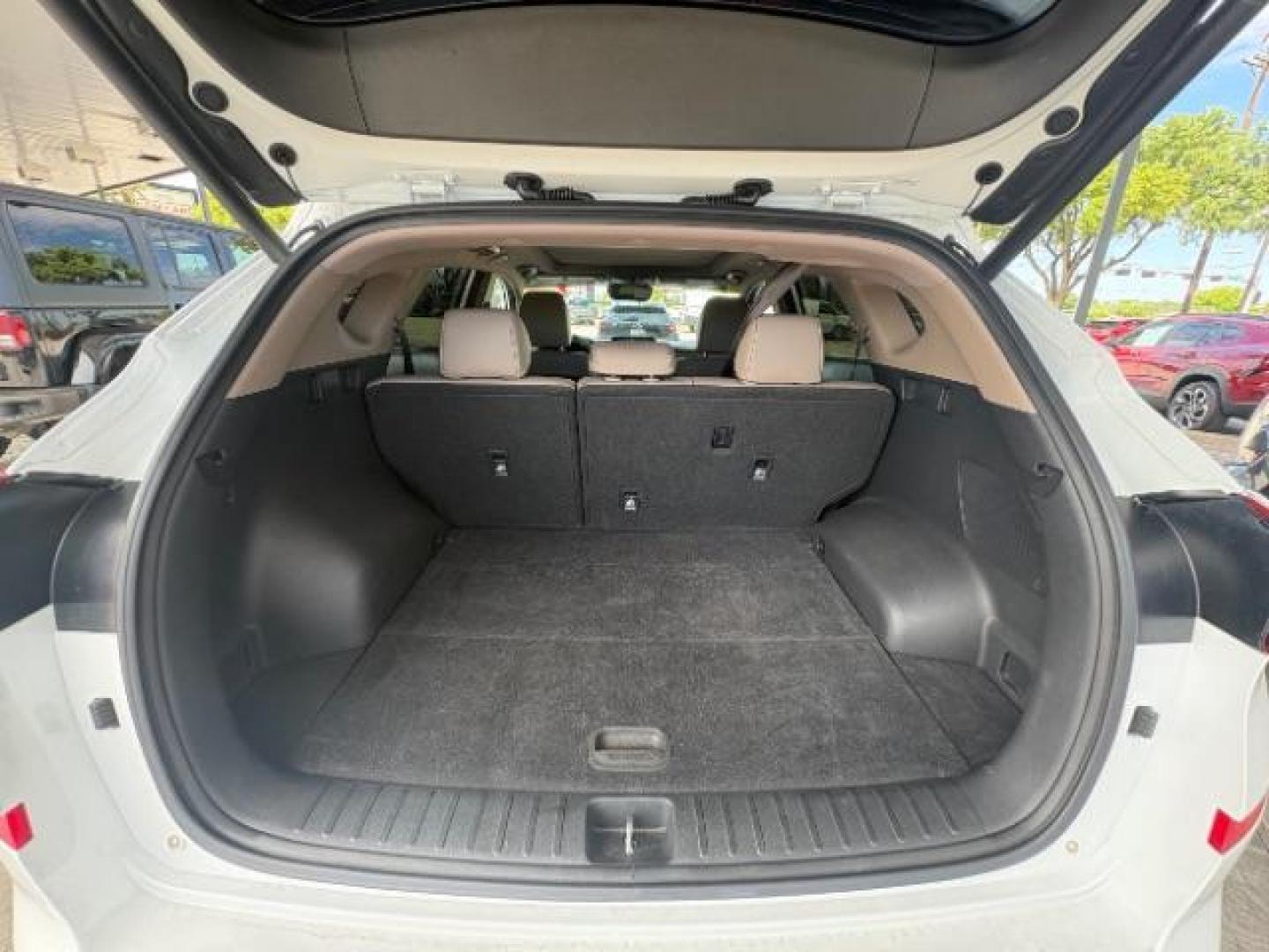 2021 Winter White Hyundai Tucson Ultimate (KM8J33AL2MU) with an Theta 2.4L I-4 gasoline direct injection engine, located at 12182 Garland Rd, Dallas, TX, 75218, (214) 521-2040, 0.000000, 0.000000 - Photo#10