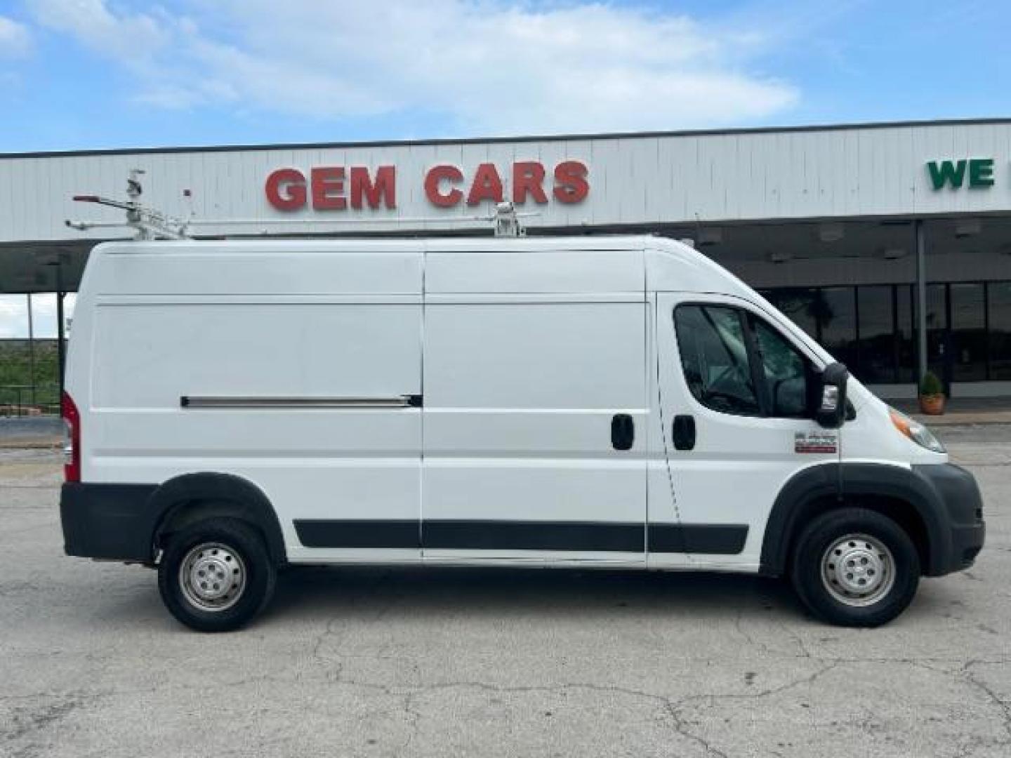 2016 Bright White Clearcoat Ram ProMaster 2500 High Roof (3C6TRVDG5GE) , located at 12182 Garland Rd, Dallas, TX, 75218, (214) 521-2040, 0.000000, 0.000000 - Photo#8
