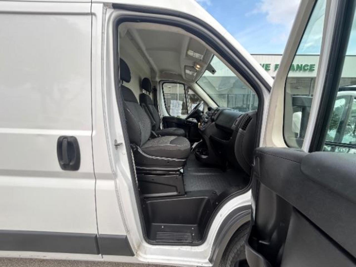 2016 Bright White Clearcoat Ram ProMaster 2500 High Roof (3C6TRVDG5GE) , located at 12182 Garland Rd, Dallas, TX, 75218, (214) 521-2040, 0.000000, 0.000000 - Photo#9