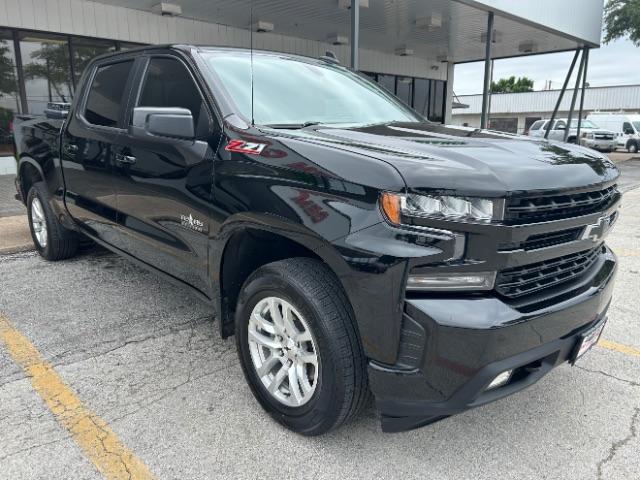 photo of 2021 Chevrolet Silverado 1500 4WD Crew Cab Short Bed RST