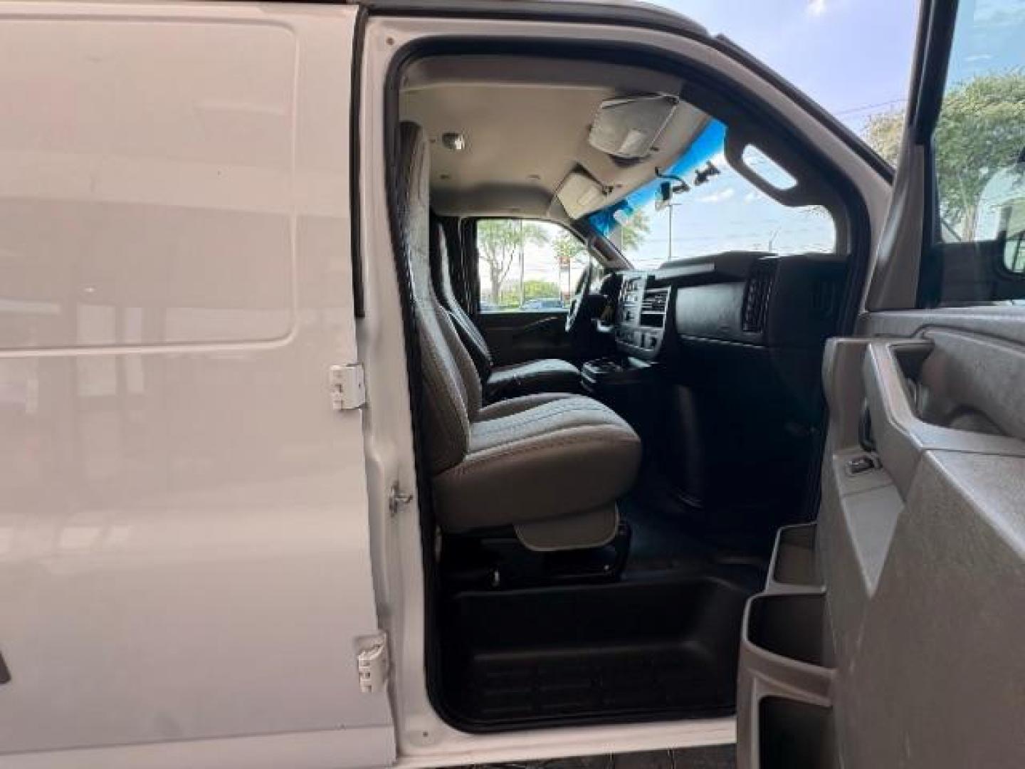 2018 Summit White /Neutral Chevrolet Express 2500 Work Van (1GCWGAFP3J1) with an 4.3L V-6 gasoline direct injection engine, TRANSMISSION, 8-SPD AUTOMATIC transmission, located at 12182 Garland Rd, Dallas, TX, 75218, (214) 521-2040, 0.000000, 0.000000 - Photo#8