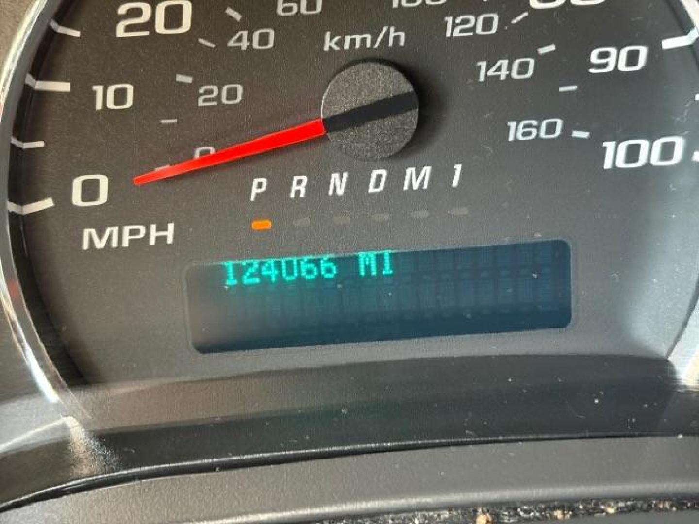 2018 Summit White /Neutral Chevrolet Express 2500 Work Van (1GCWGAFP3J1) with an 4.3L V-6 gasoline direct injection engine, TRANSMISSION, 8-SPD AUTOMATIC transmission, located at 12182 Garland Rd, Dallas, TX, 75218, (214) 521-2040, 0.000000, 0.000000 - Photo#10