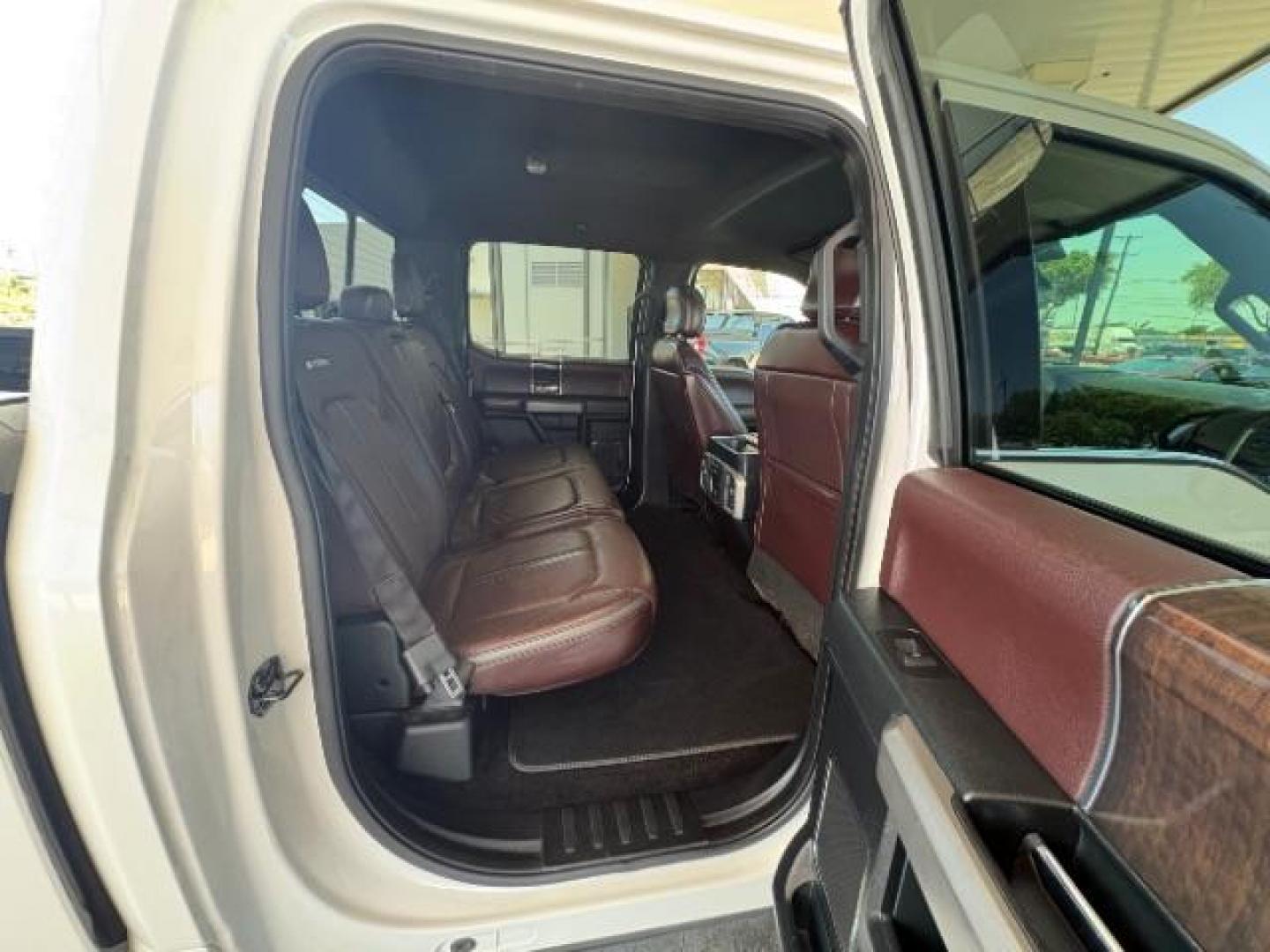 2015 White Platinum Metallic Tri-Coat Ford F-150 Platinum (1FTEW1EG0FF) , located at 12182 Garland Rd, Dallas, TX, 75218, (214) 521-2040, 0.000000, 0.000000 - Photo#11