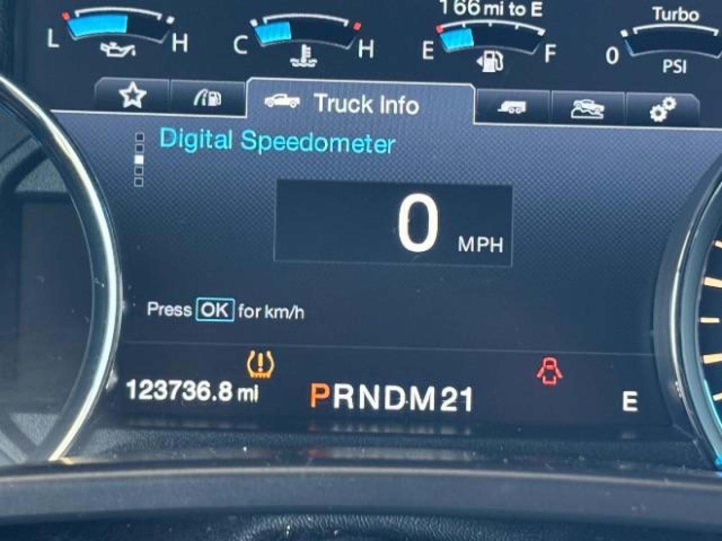 2015 White Platinum Metallic Tri-Coat Ford F-150 Platinum (1FTEW1EG0FF) , located at 12182 Garland Rd, Dallas, TX, 75218, (214) 521-2040, 0.000000, 0.000000 - Photo#17