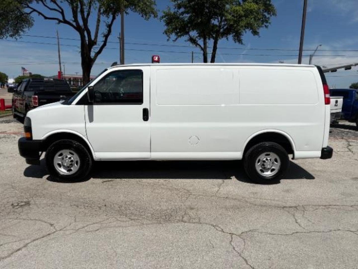 2021 Summit White Chevrolet Express Cargo RWD 2500 Regular Wheelbase WT (1GCWGAFP0M1) , located at 12182 Garland Rd, Dallas, TX, 75218, (214) 521-2040, 0.000000, 0.000000 - Photo#3