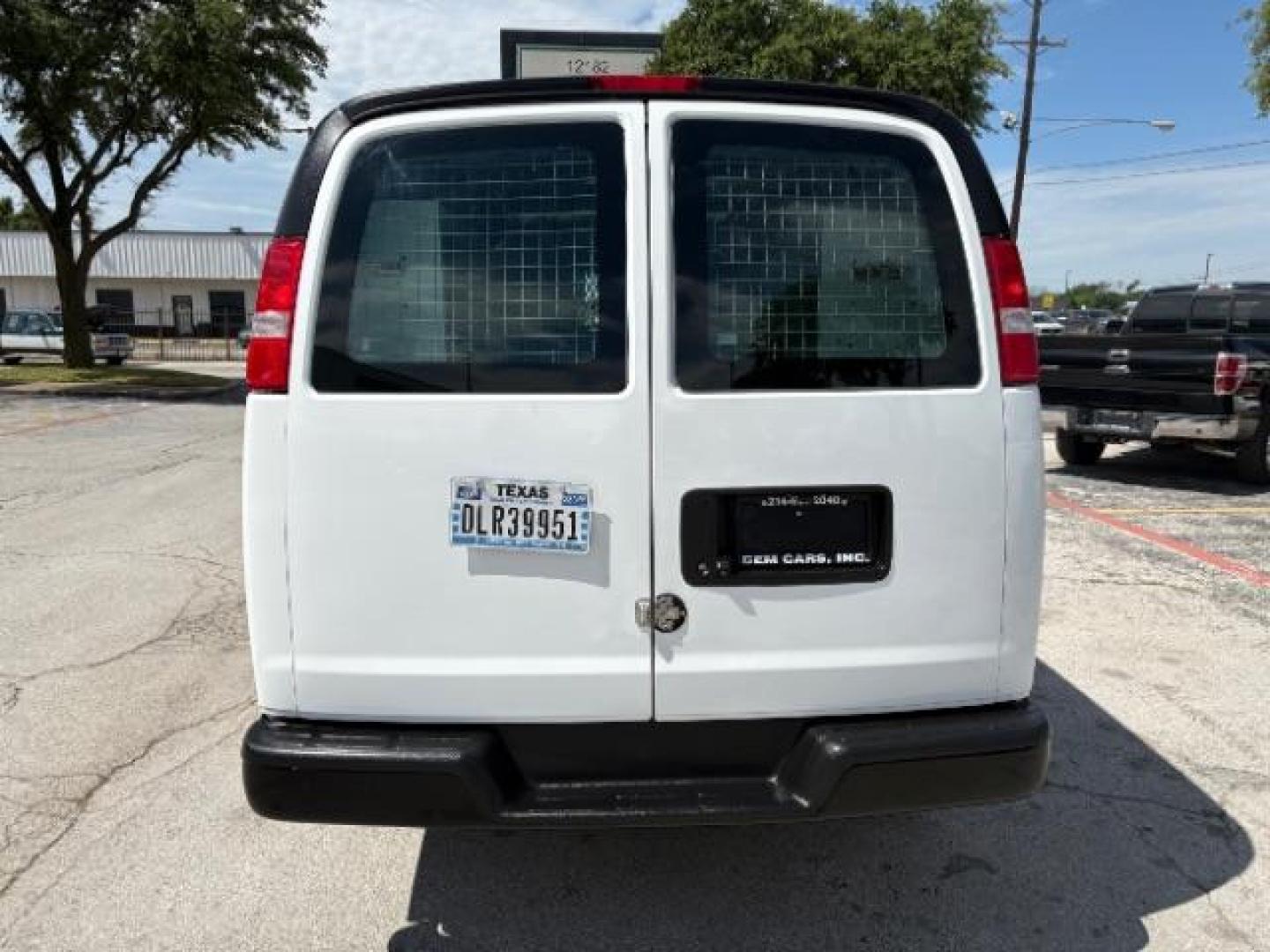 2021 Summit White Chevrolet Express Cargo RWD 2500 Regular Wheelbase WT (1GCWGAFP0M1) , located at 12182 Garland Rd, Dallas, TX, 75218, (214) 521-2040, 0.000000, 0.000000 - Photo#5