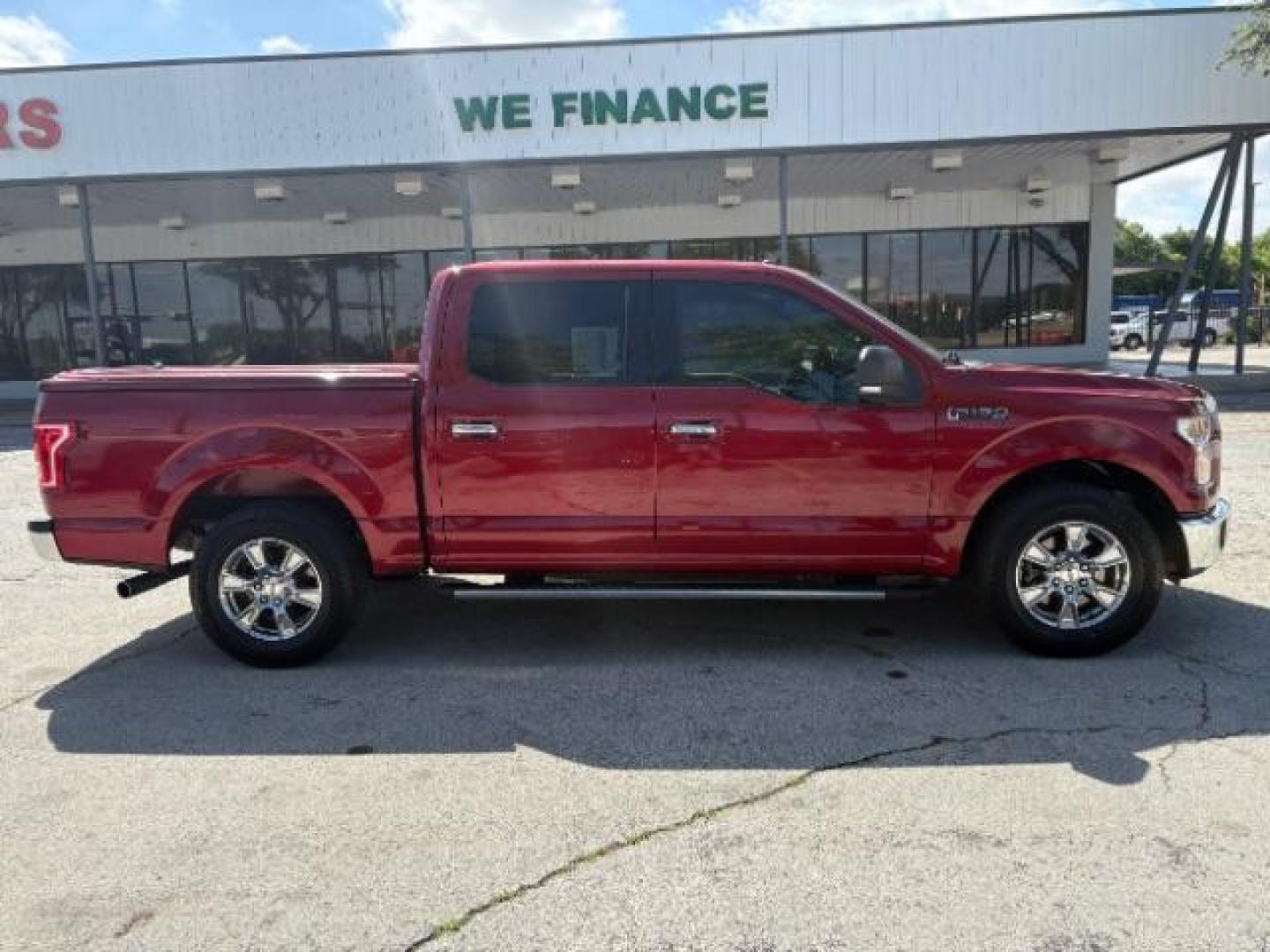 2016 Race Red Ford F-150 XLT (1FTEW1CF8GK) , located at 12182 Garland Rd, Dallas, TX, 75218, (214) 521-2040, 0.000000, 0.000000 - Photo#7