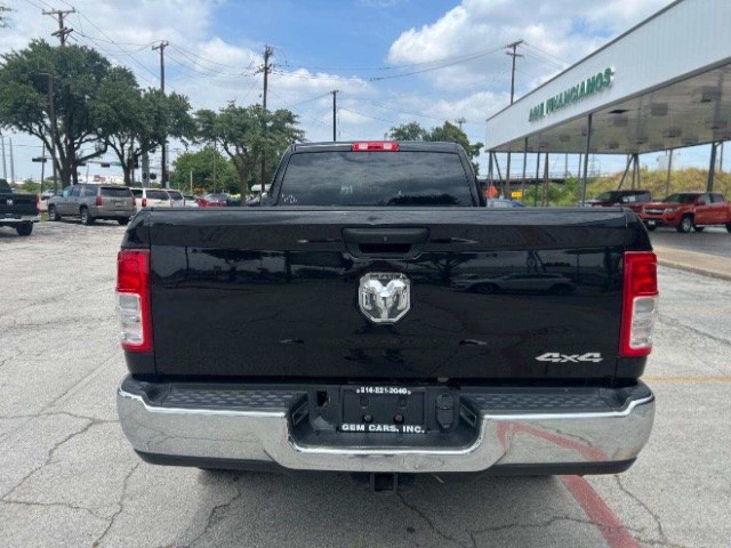 2022 Black /Black Ram 2500 Tradesman Crew Cab 4x4 8' Box (3C6UR5HJXNG) , located at 12182 Garland Rd, Dallas, TX, 75218, (214) 521-2040, 0.000000, 0.000000- Photo#5