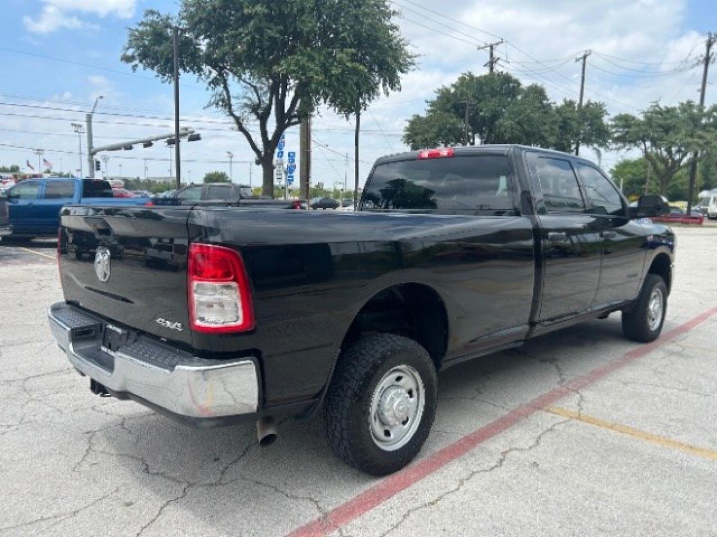 2022 Black /Black Ram 2500 Tradesman Crew Cab 4x4 8' Box (3C6UR5HJXNG) , located at 12182 Garland Rd, Dallas, TX, 75218, (214) 521-2040, 0.000000, 0.000000- Photo#6